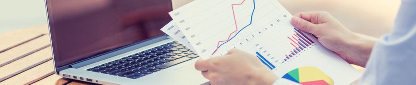 إعداد القوائم المالية والتقرير المالي السنوي  دورات تدريبية في 